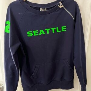 FlyFit Seattle 12th Man Zip Shoulder Sweatshirt Seahawks Fan Top Navy Green L